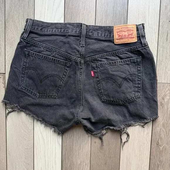 Levis black denim shorts grunge - Picture 2 of 4